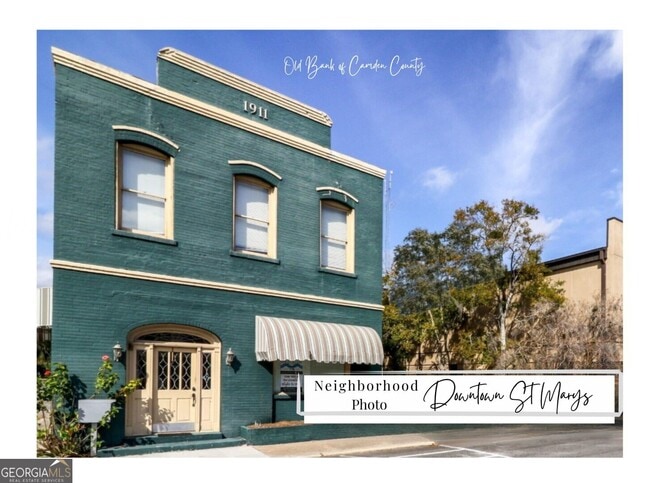 Building Photo - 208 Bartlett St