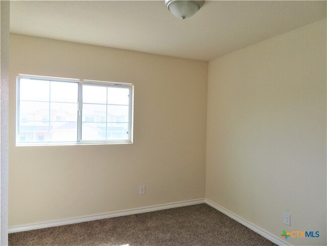 Building Photo - 14107 Veneto Dr