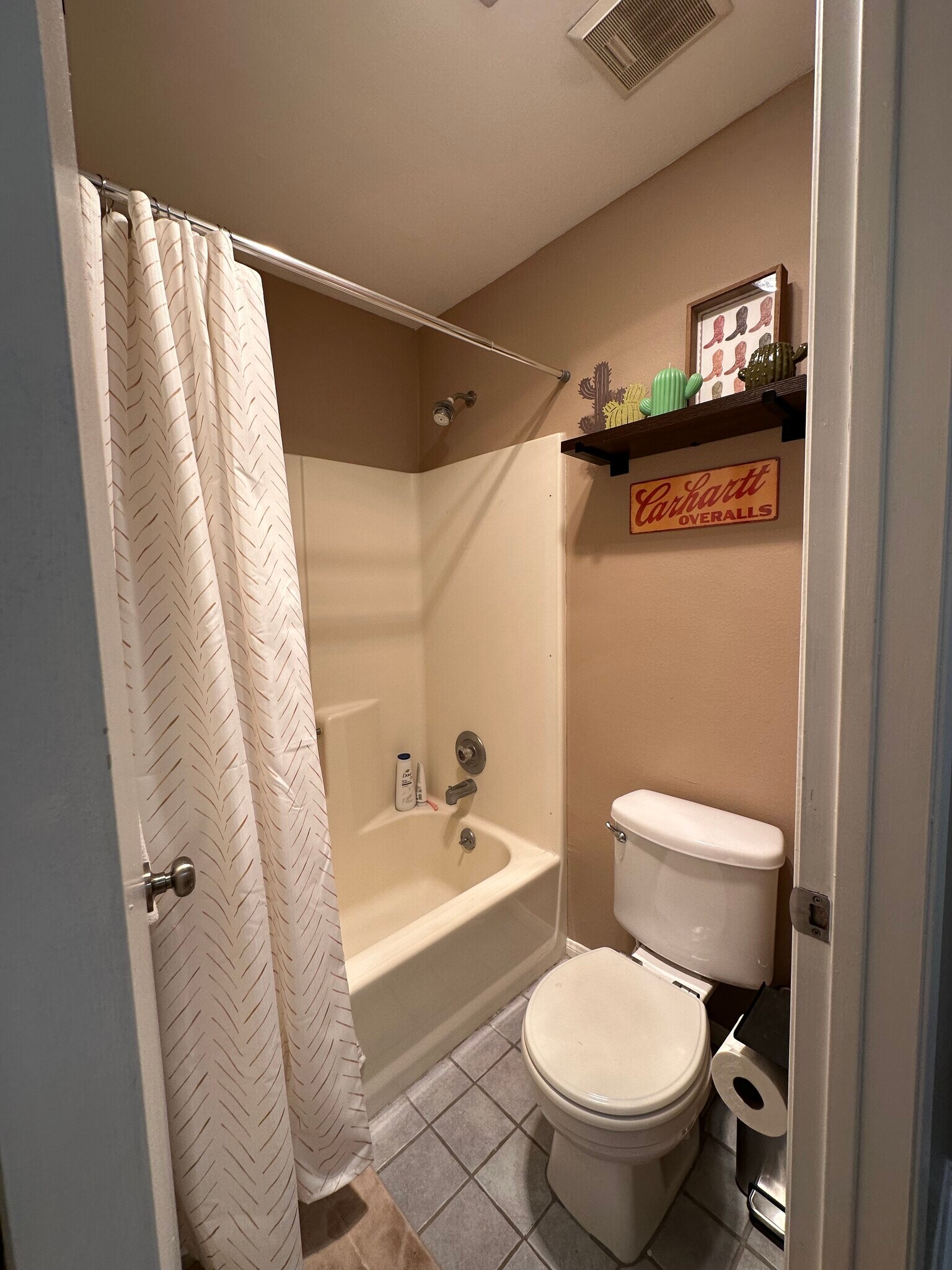 Building Photo - 4385 Georgia St