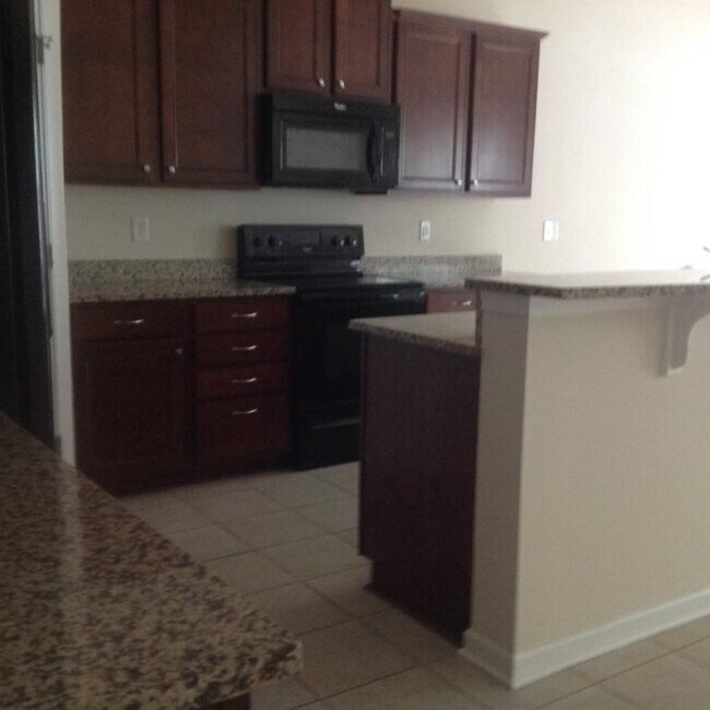 Building Photo - 2621 Great Scott Dr
