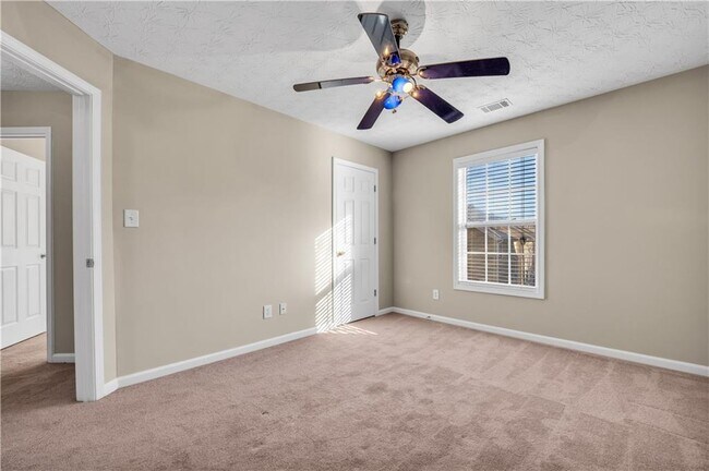 Building Photo - 1538 Park Grove Dr