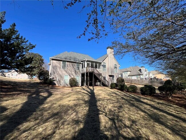 Building Photo - 8008 Revere Dr