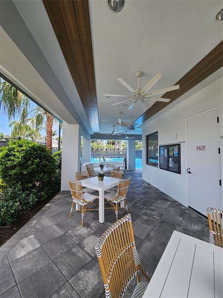 Building Photo - 9421 Tulip Leaf Ct