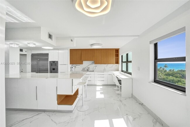 Building Photo - 1201 S Ocean Dr
