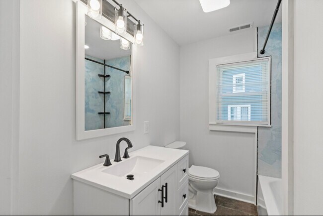 Building Photo - 64 Druid Dr