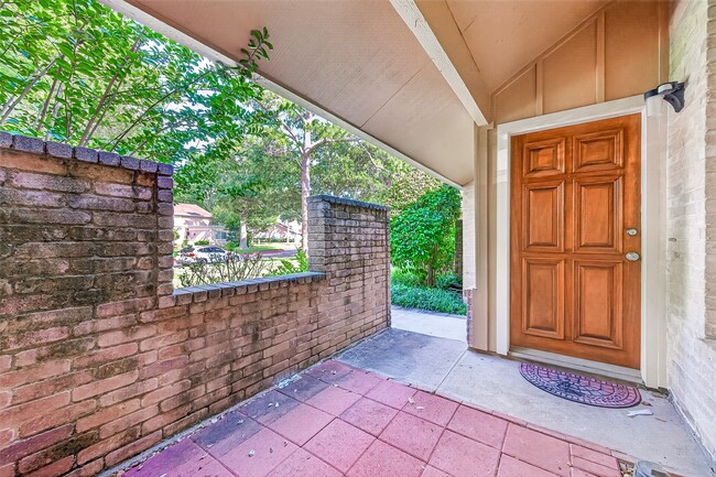 Building Photo - 11677 Village Pl Dr