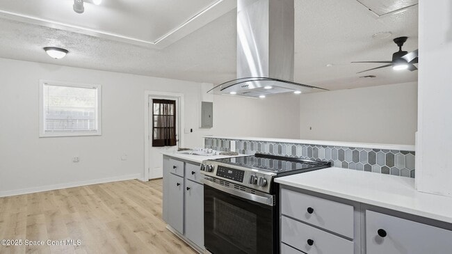Building Photo - 5950 Ackard Ave