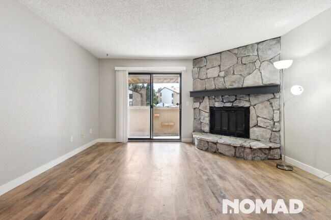 Building Photo - Charming 2BR Condo in Arvada