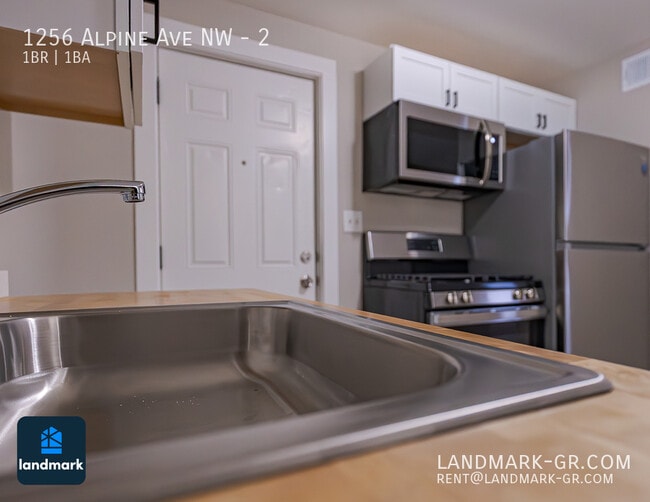 Building Photo - 1256 Alpine Ave NW