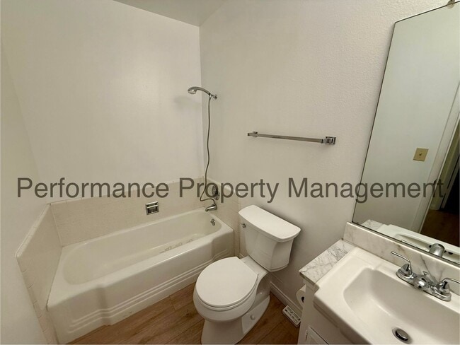 Building Photo - Cute 2 Bed/2 Bath 55+ Community w/ RBP & Security Deposit Alternative Option