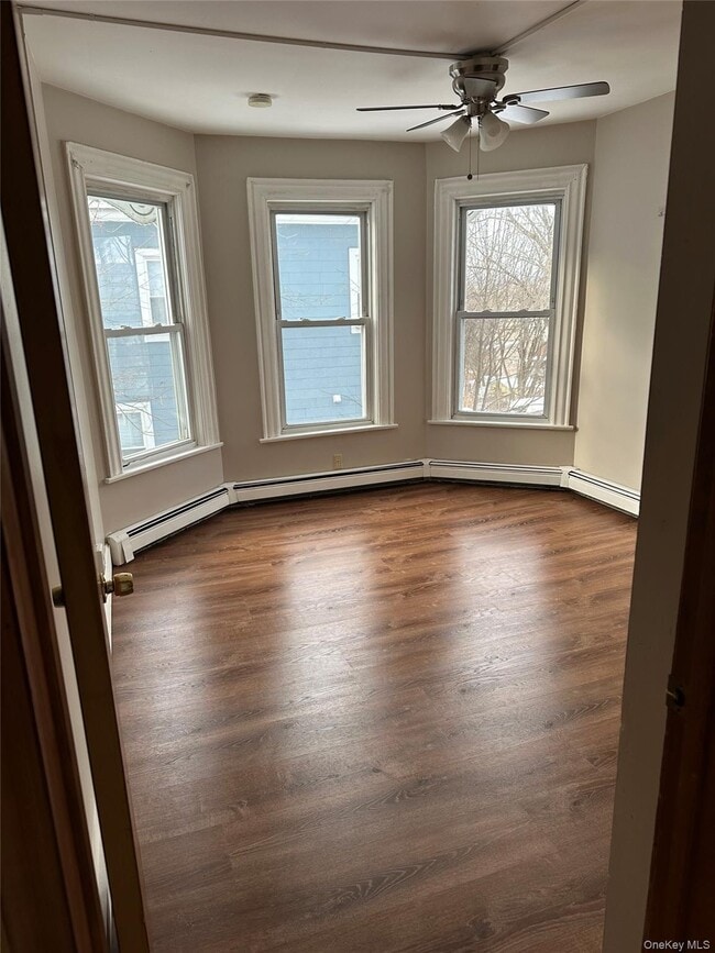 Building Photo - 180 N Clinton St