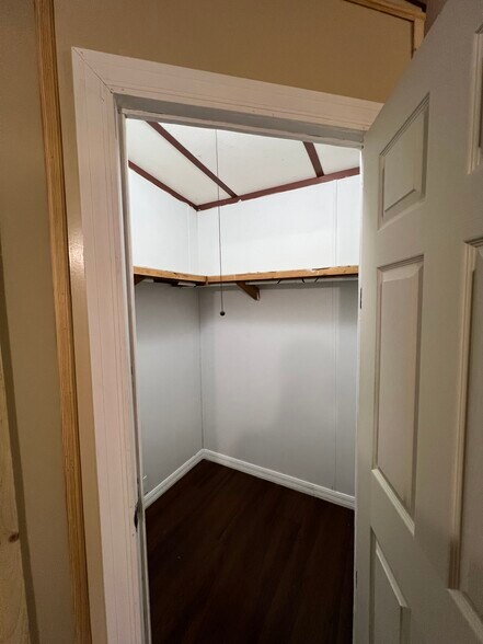 Master walk in closet - 6506 Colony Park Dr