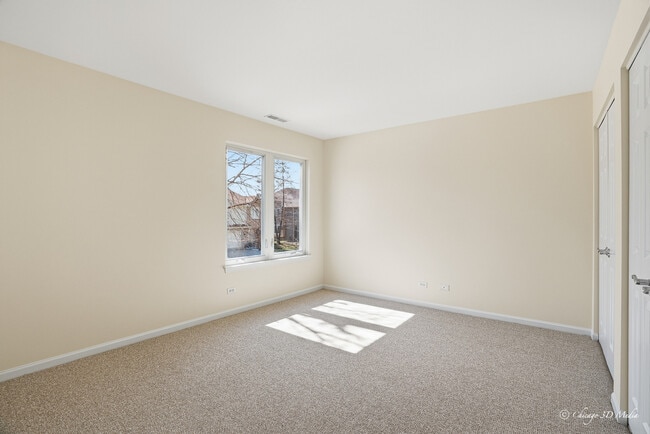 Building Photo - 214 Taylor Ct