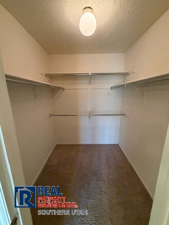 Building Photo - 3 Bed / 2 Bath Home for Rent in Santa Clara