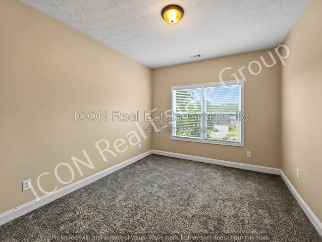 Building Photo - 55 Cranbrooke Dr