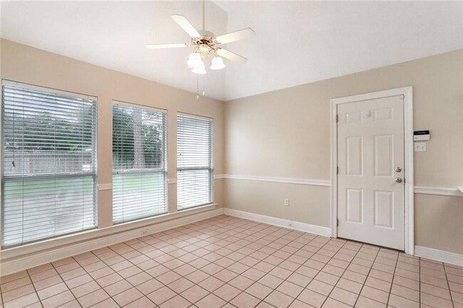 Building Photo - 158 Woodruff Dr