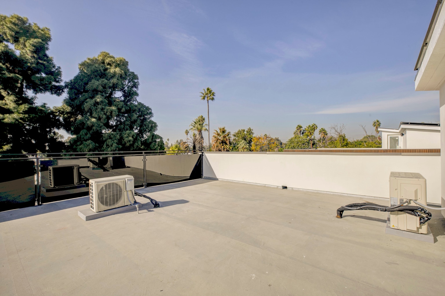 Building Photo - 5650 Cartwright Ave