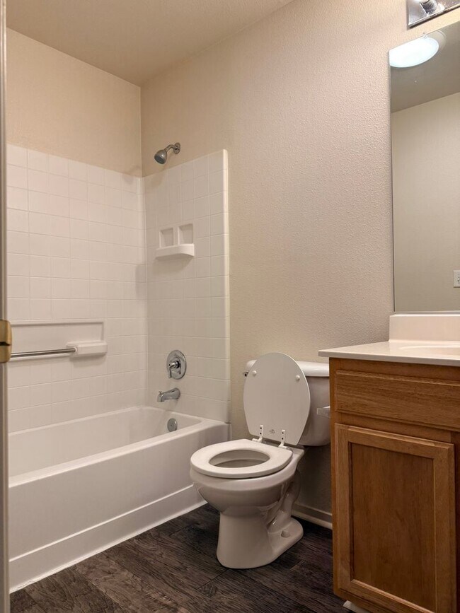 Building Photo - 1277 Sunrise Dr
