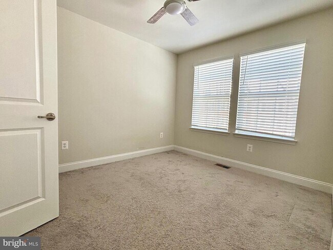 Building Photo - 7585 Marston Way