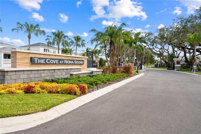 Building Photo - 11248 Blue Bay Dr