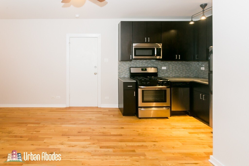 Building Photo - 2410 S Kedzie Ave