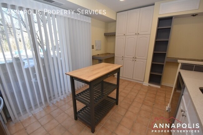 Building Photo - 2008 Quay Village Ct