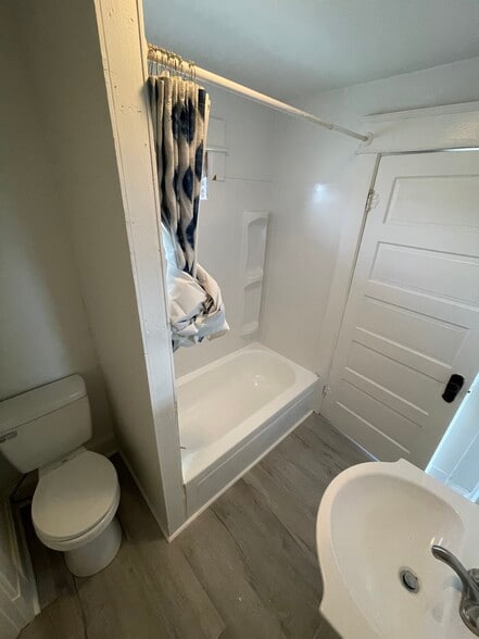 Bathroom - 2105 Sherman Ave