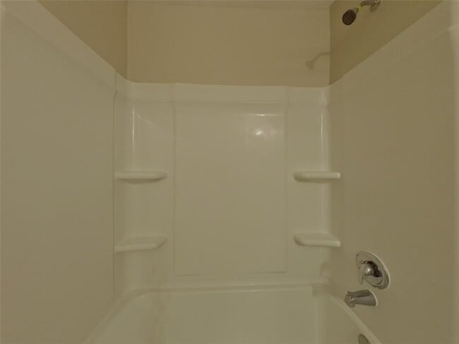 Building Photo - 15684 Del Norte Dr
