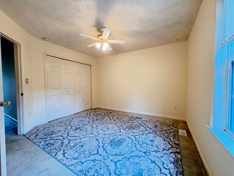Building Photo - 10610 Boxmeer Ct