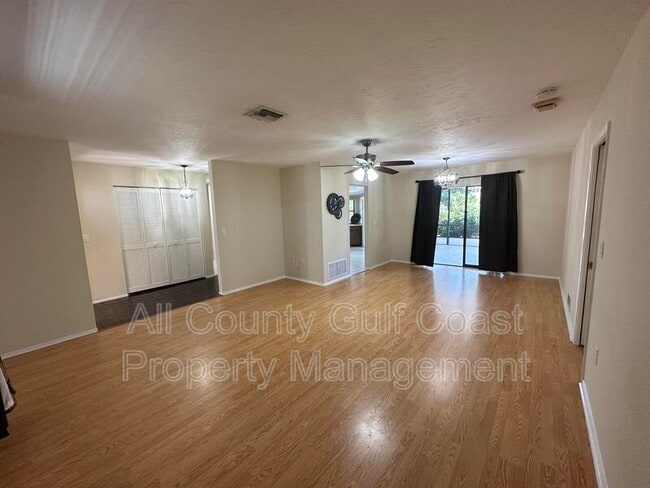 Building Photo - 1218 Waterside Ln