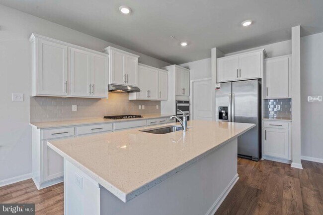 Building Photo - 5713 Haller Pl