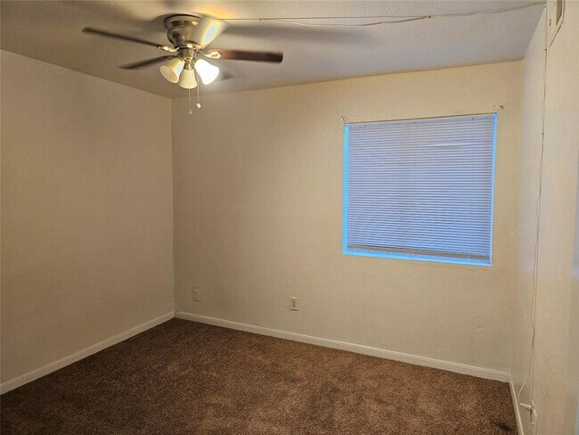Building Photo - 12647 Ashford Meadow Dr