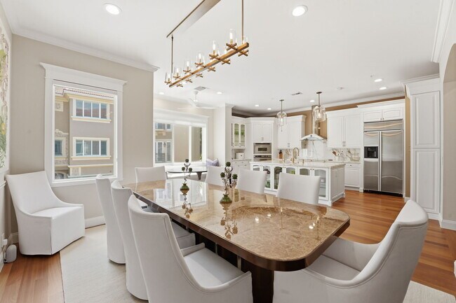 Building Photo - 921 Osceola Dr