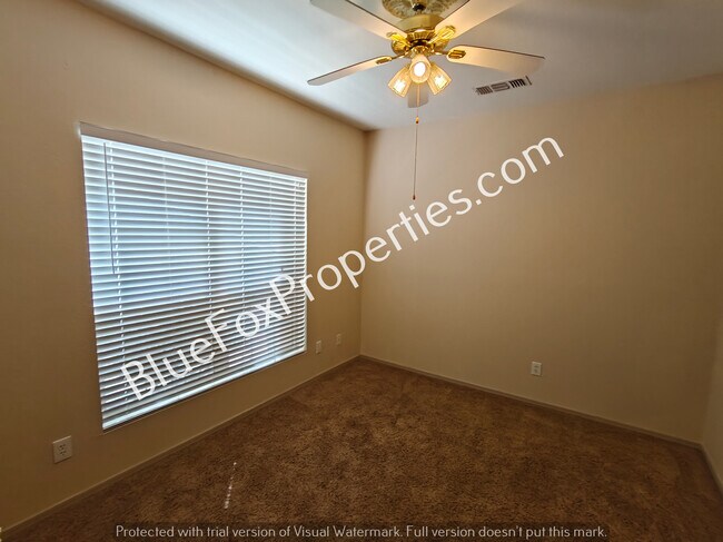 Building Photo - 12364 N Mt Bigelow Rd
