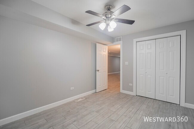 Building Photo - 1906 W 17th St