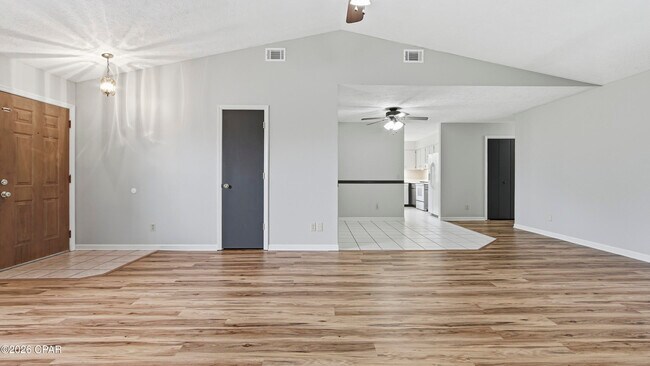 Building Photo - 7708 Shadow Bay Dr