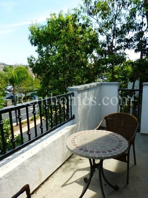 Building Photo - Mission Valley, 8301 Rio San Diego #6 - Br...