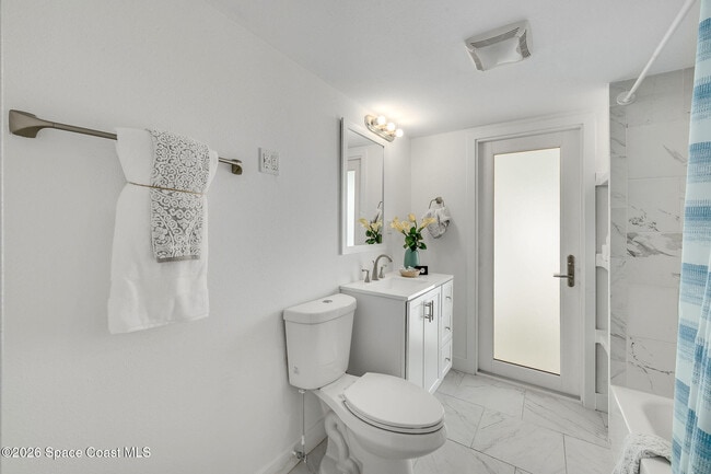 Building Photo - 458 Sandpiper Dr