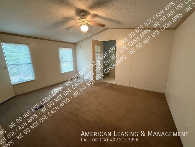 Building Photo - 100 Hornet Ln