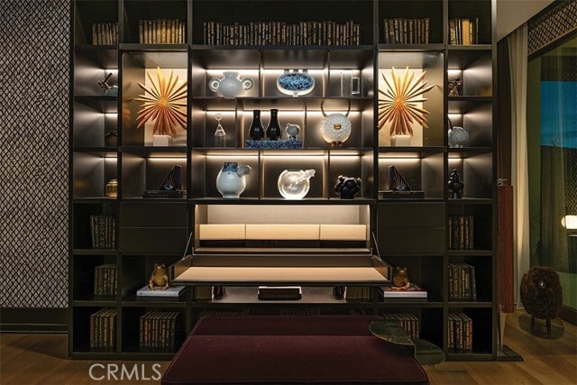 Building Photo - 1447 Santa Barbara Dr