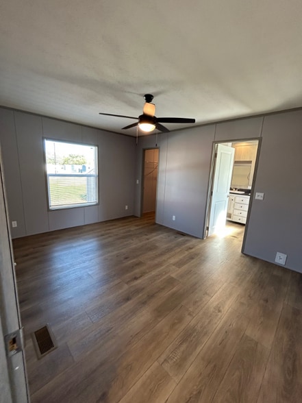 Building Photo - 316 Owens St