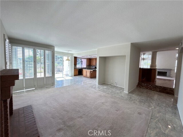 Building Photo - 8132 E Hillsdale Dr