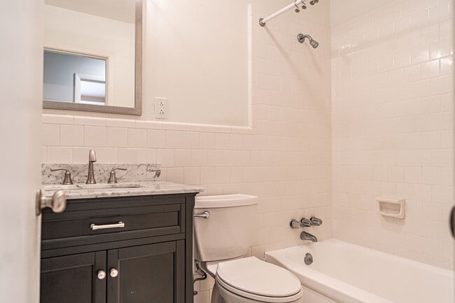 Building Photo - 160 W Delaware Ave