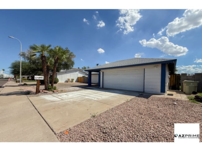 Exceptional 3/2 Glendale Home - Spacious Layout &amp; Prime Location! - Exceptional 3/2 Glendale Home -  Spacious Layout &amp; Prime Location!