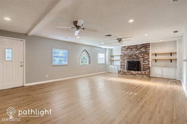 Building Photo - 3 br, 2 bath House - 6685 26Th Way N UNIT