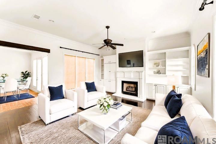 Building Photo - 2904 Rue Dauphine