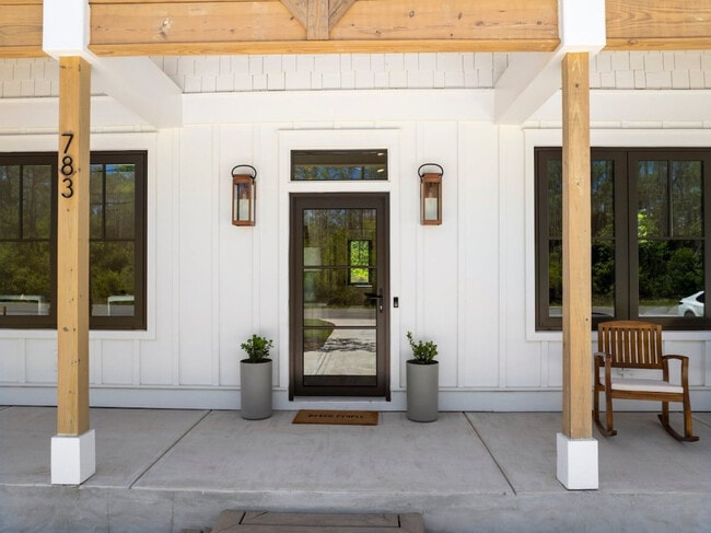 Building Photo - 783 Indian Woman Rd