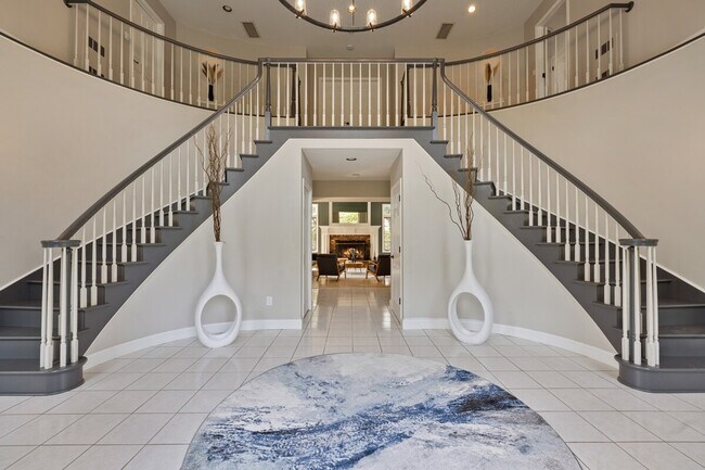 Building Photo - 321 Museum Village Rd