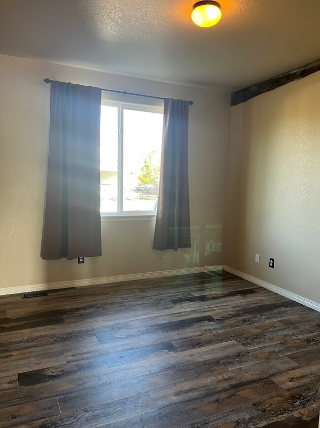 Building Photo - 964 Pyxis Dr