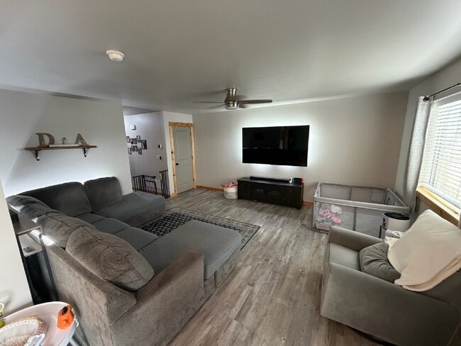 Building Photo - 1125 Idaho St